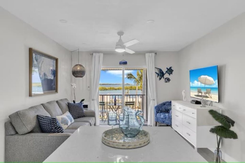 Photo of Livingroom in Marathon