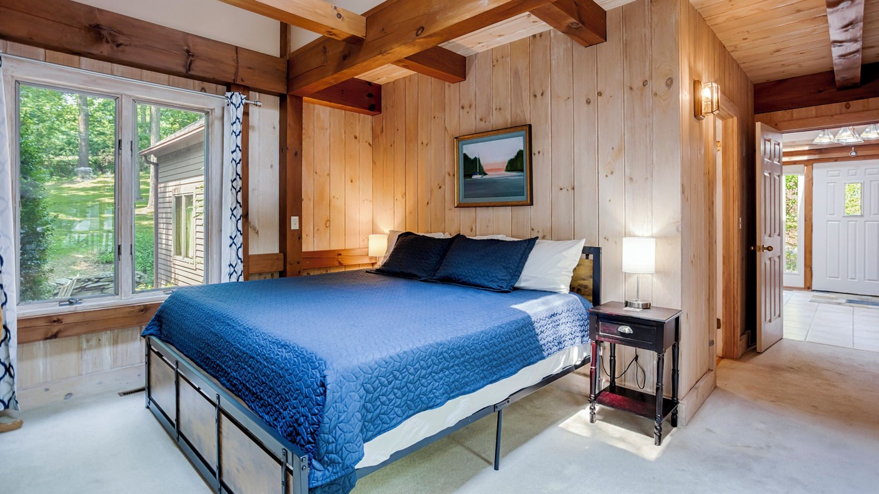 Photo of Bedroom in Canandaigua