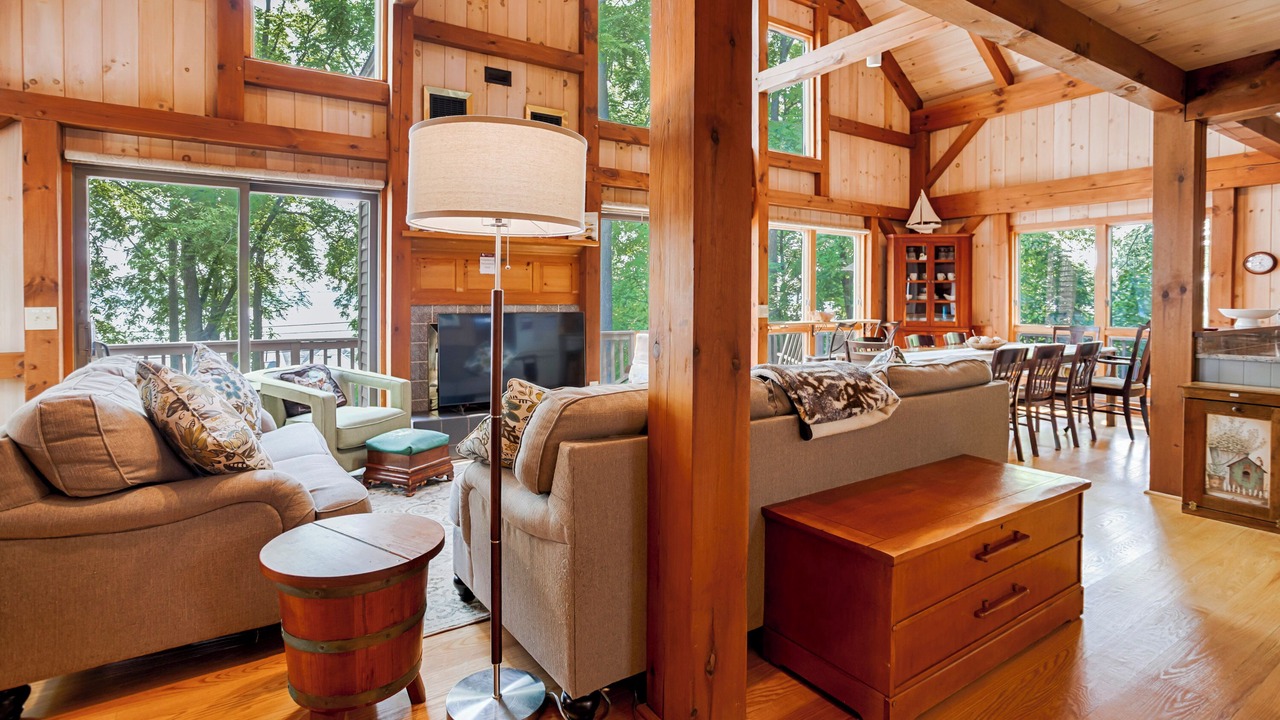 Photo of Livingroom in Canandaigua