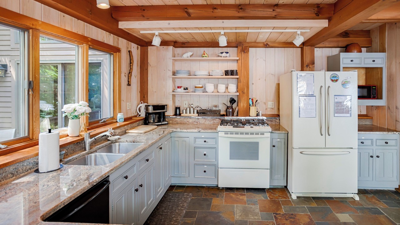 Photo of Kitchen in Canandaigua