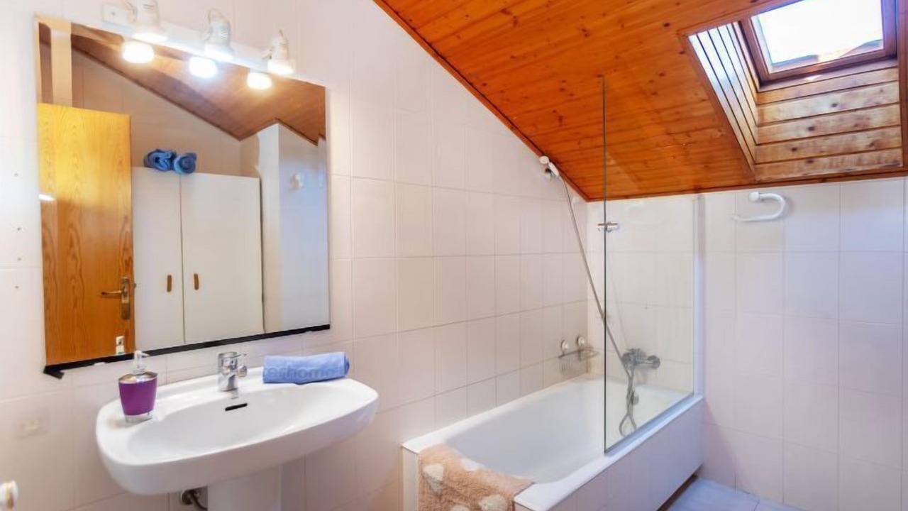 Photo of Bathroom in Sort