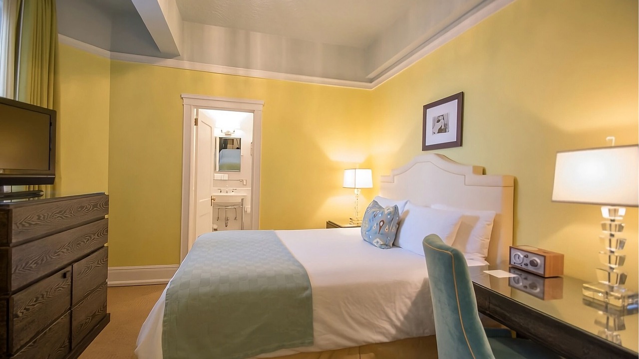 Photo of Others in Goose Hollow