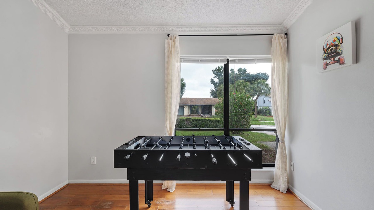 Photo of Bedroom in Lakeview Village