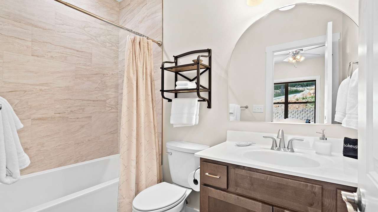 Photo of Bathroom in Branson
