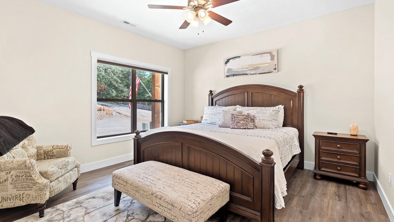 Photo of Bedroom in Branson