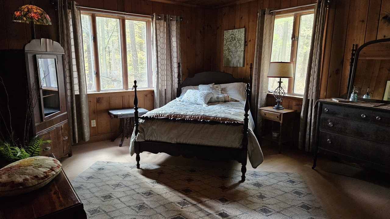 Photo of Bedroom in Fairview