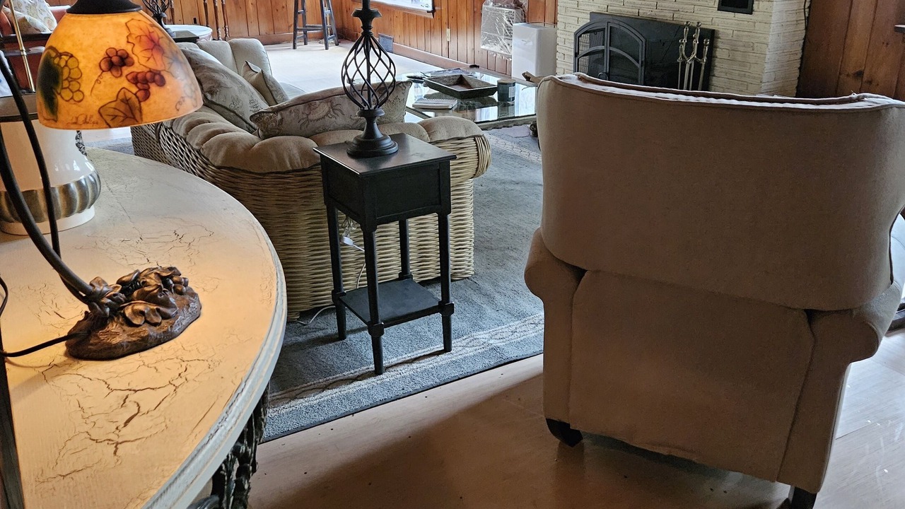 Photo of Livingroom in Fairview