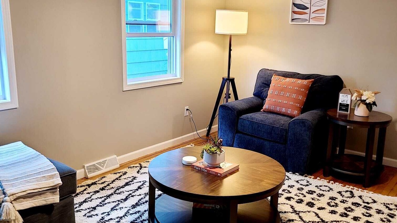 Photo of Livingroom in Syracuse