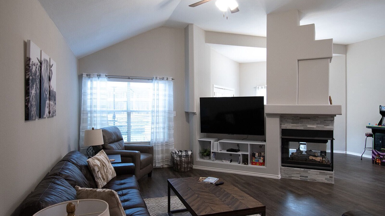 Photo of Livingroom in McKinney