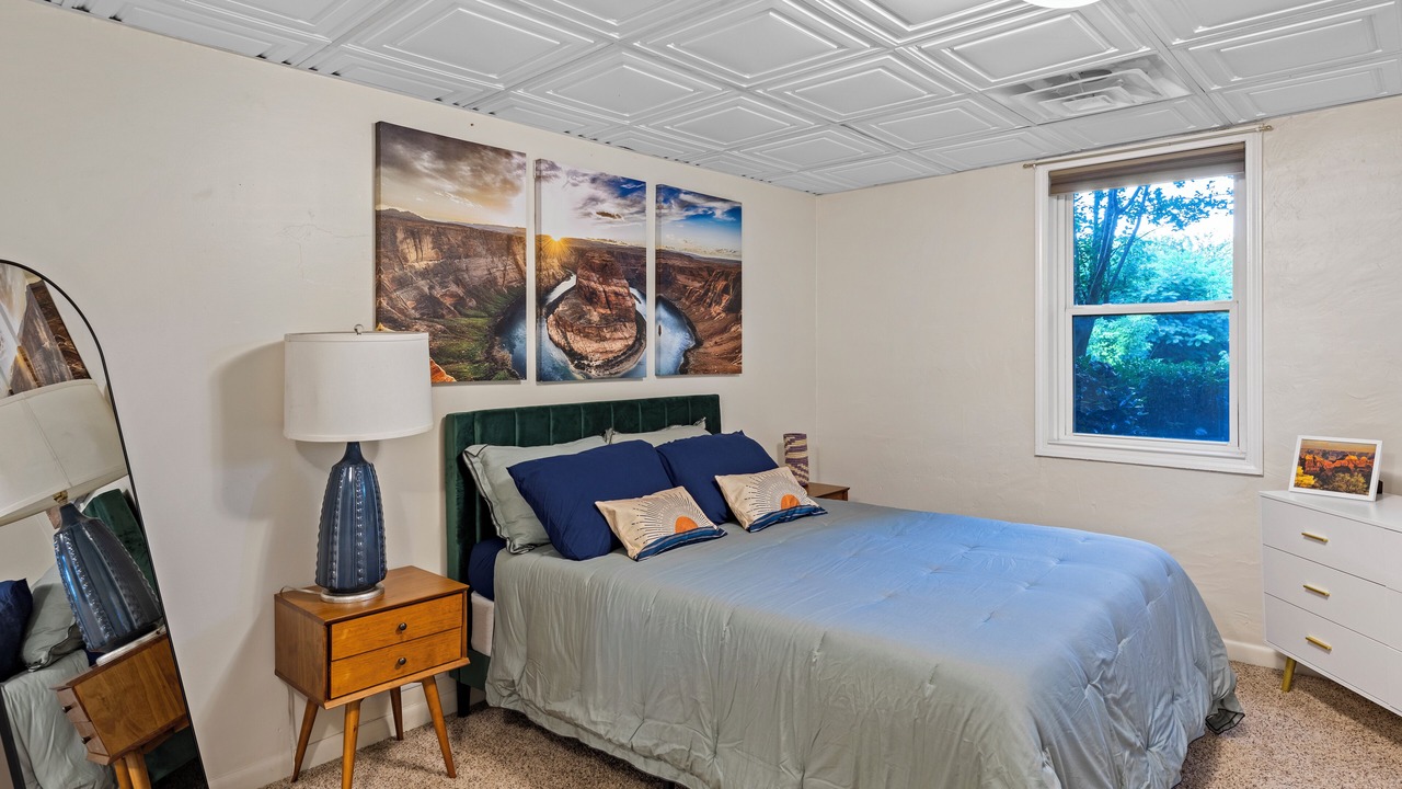 Photo of Bedroom in Loring Heights