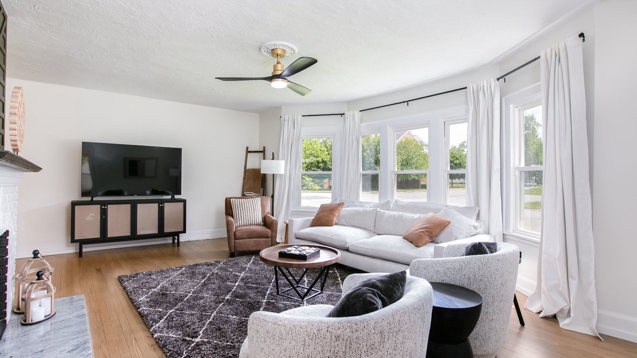Photo of Livingroom in South Bend