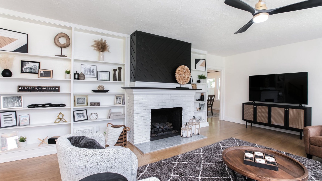 Photo of Livingroom in South Bend