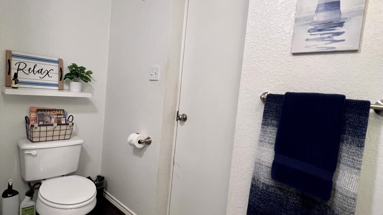 Photo of Bathroom in Lake Bridgeport