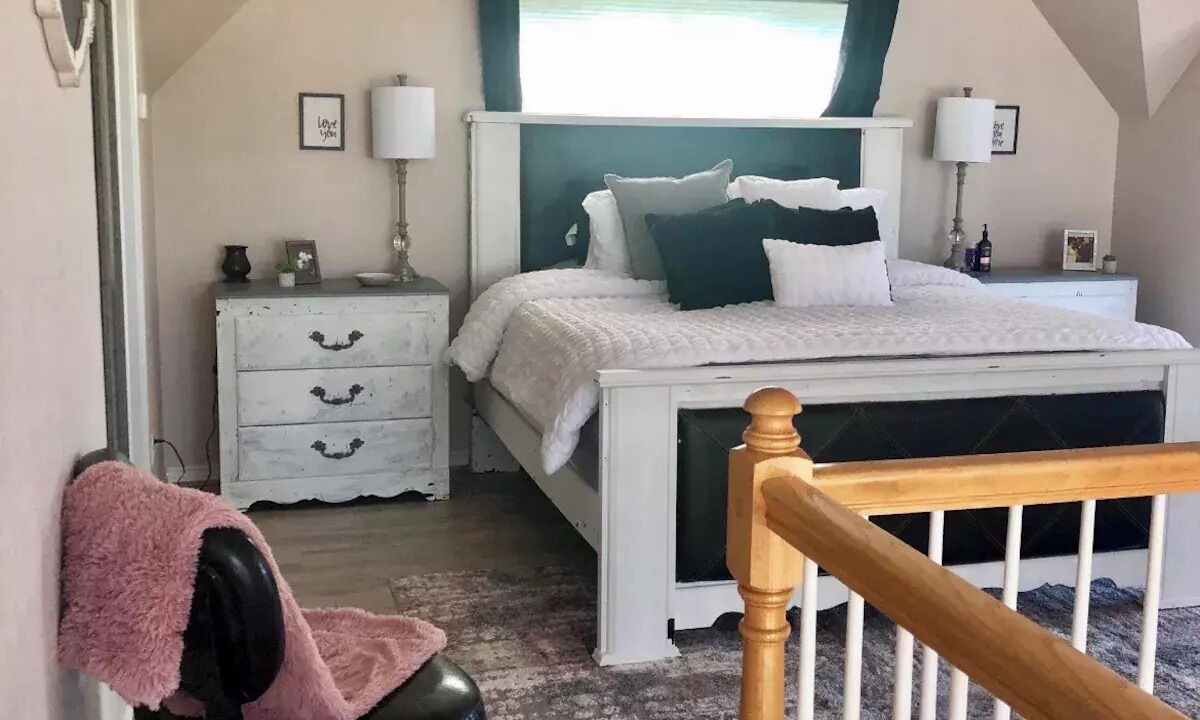 Photo of Bedroom in Lake Bridgeport
