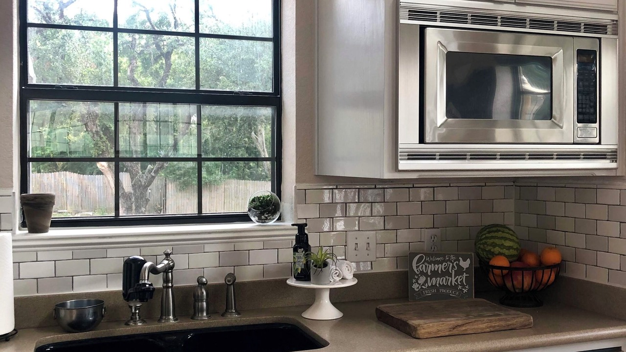 Photo of Kitchen in Lake Bridgeport