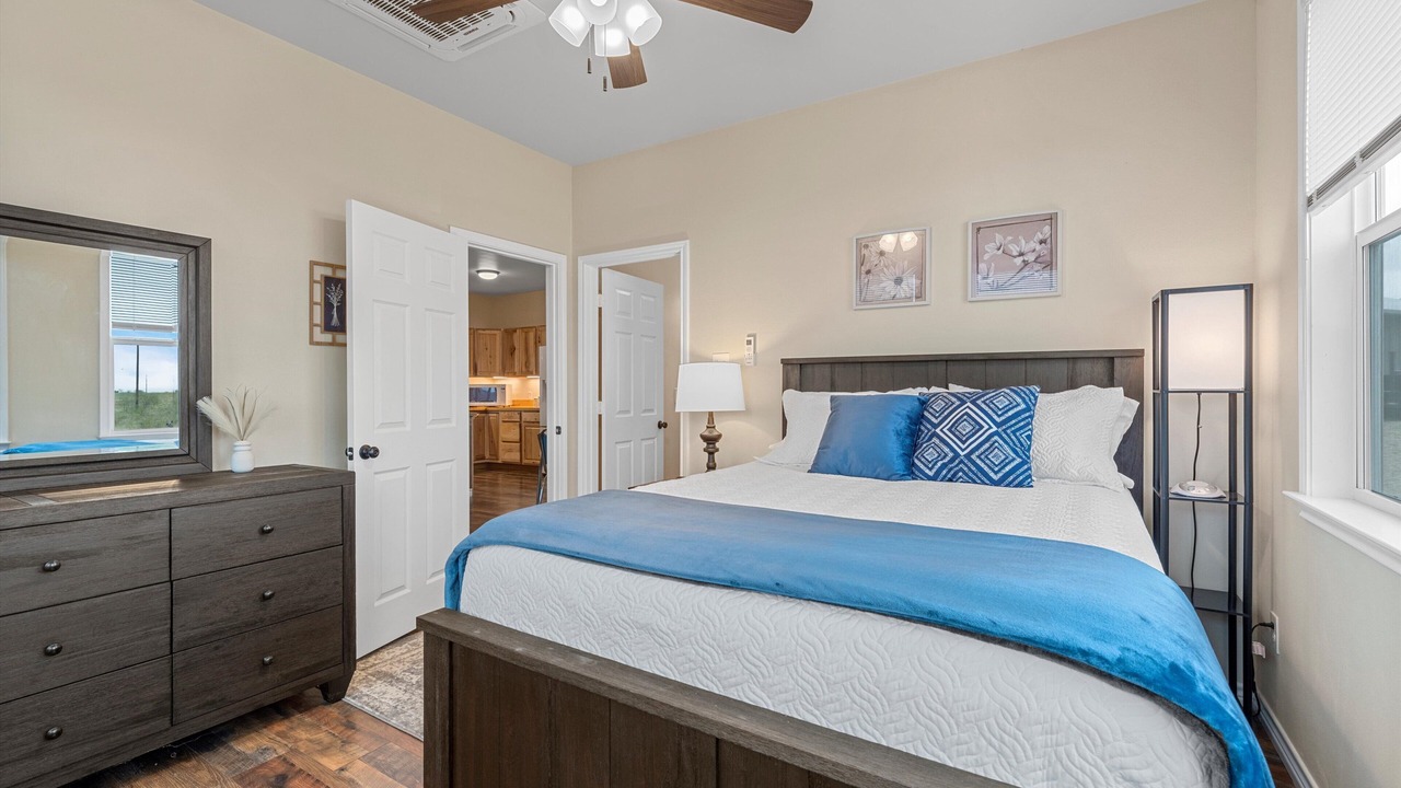 Photo of Bedroom in Milam County