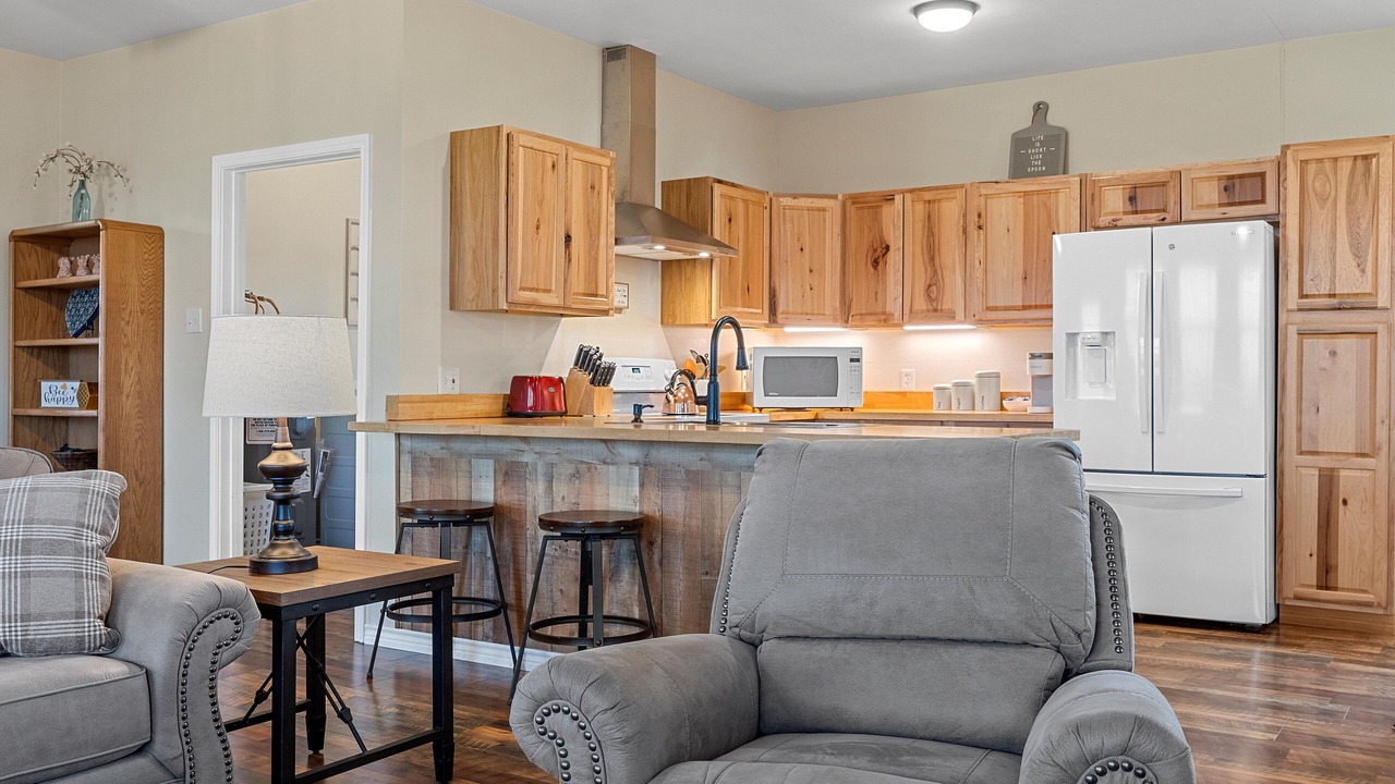 Photo of Livingroom in Milam County