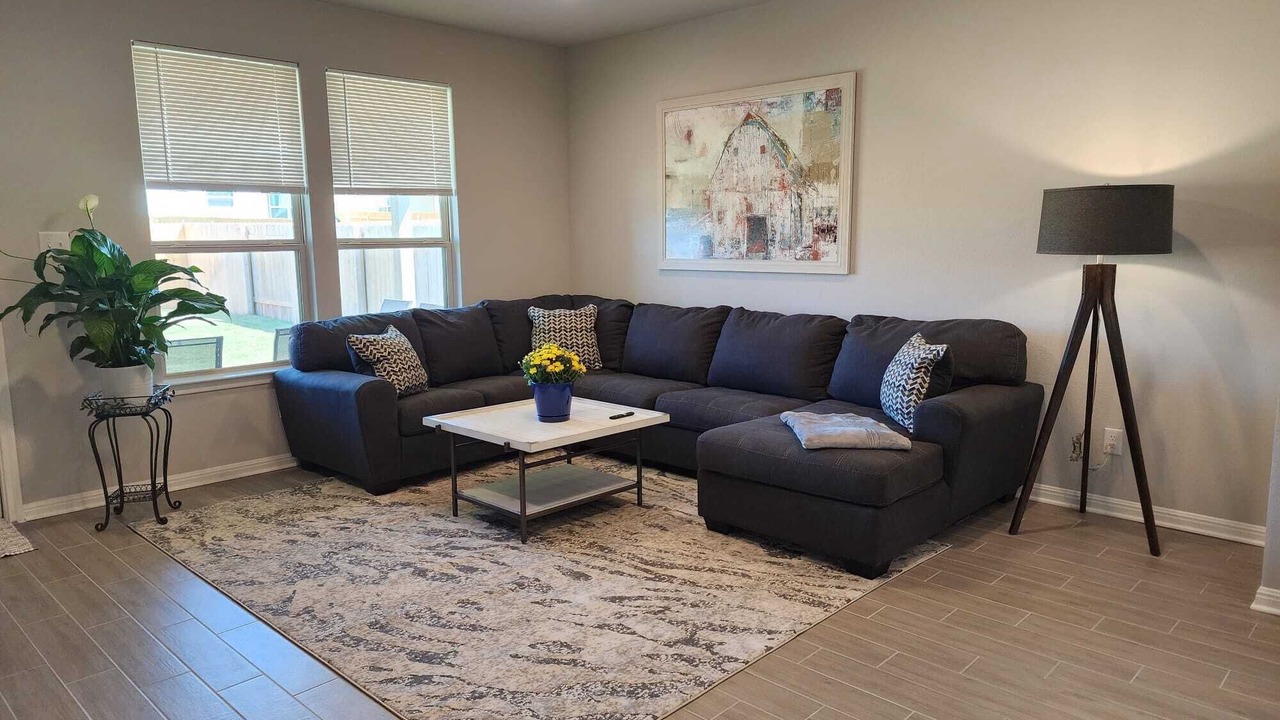 Photo of Livingroom in Williamson County