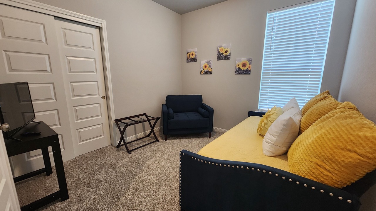 Photo of Livingroom in Williamson County
