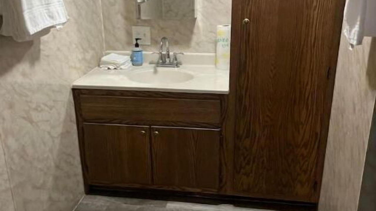 Photo of Bathroom in Max