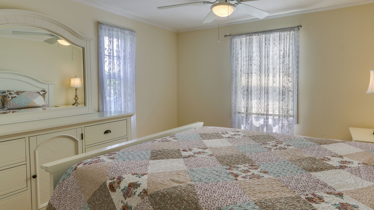 Photo of Bedroom in Westbrook Center