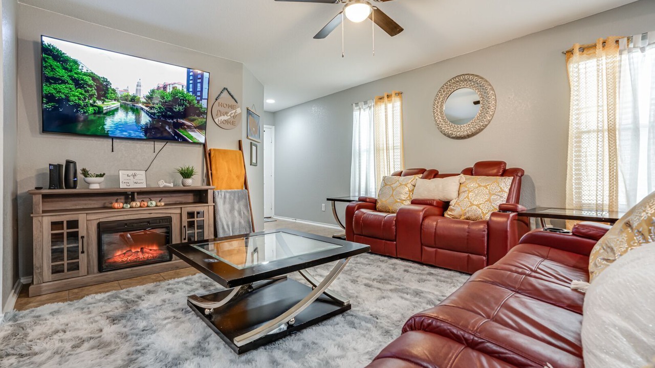 Photo of Livingroom in Southside