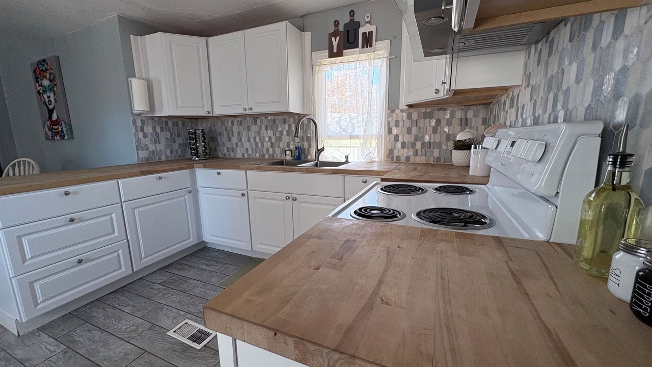 Photo of Kitchen in Bronson