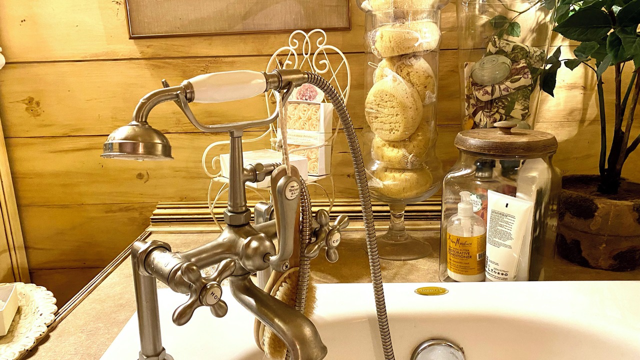 Photo of Bathroom in Carthage
