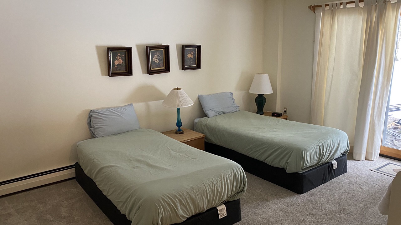 Photo of Bedroom in East Burke