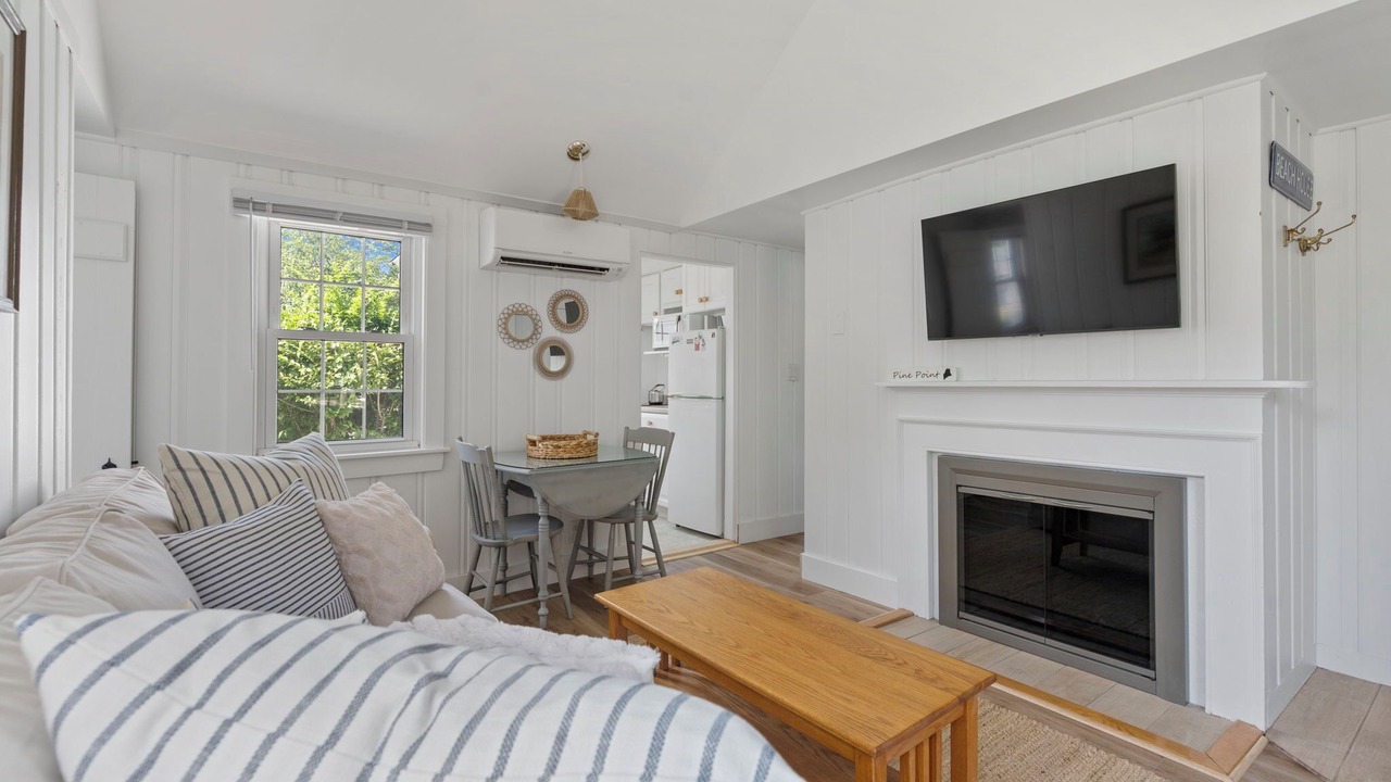 Photo of Livingroom in Scarborough