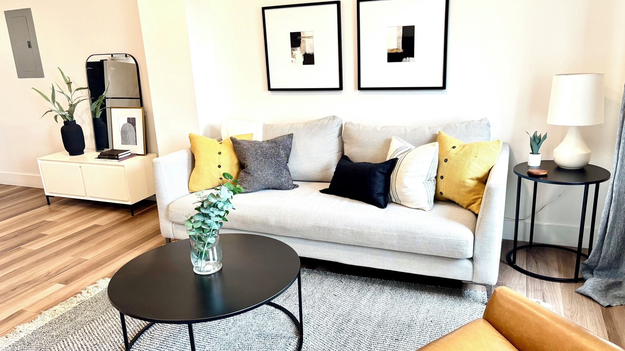 Photo of Livingroom in Downtown Tulsa