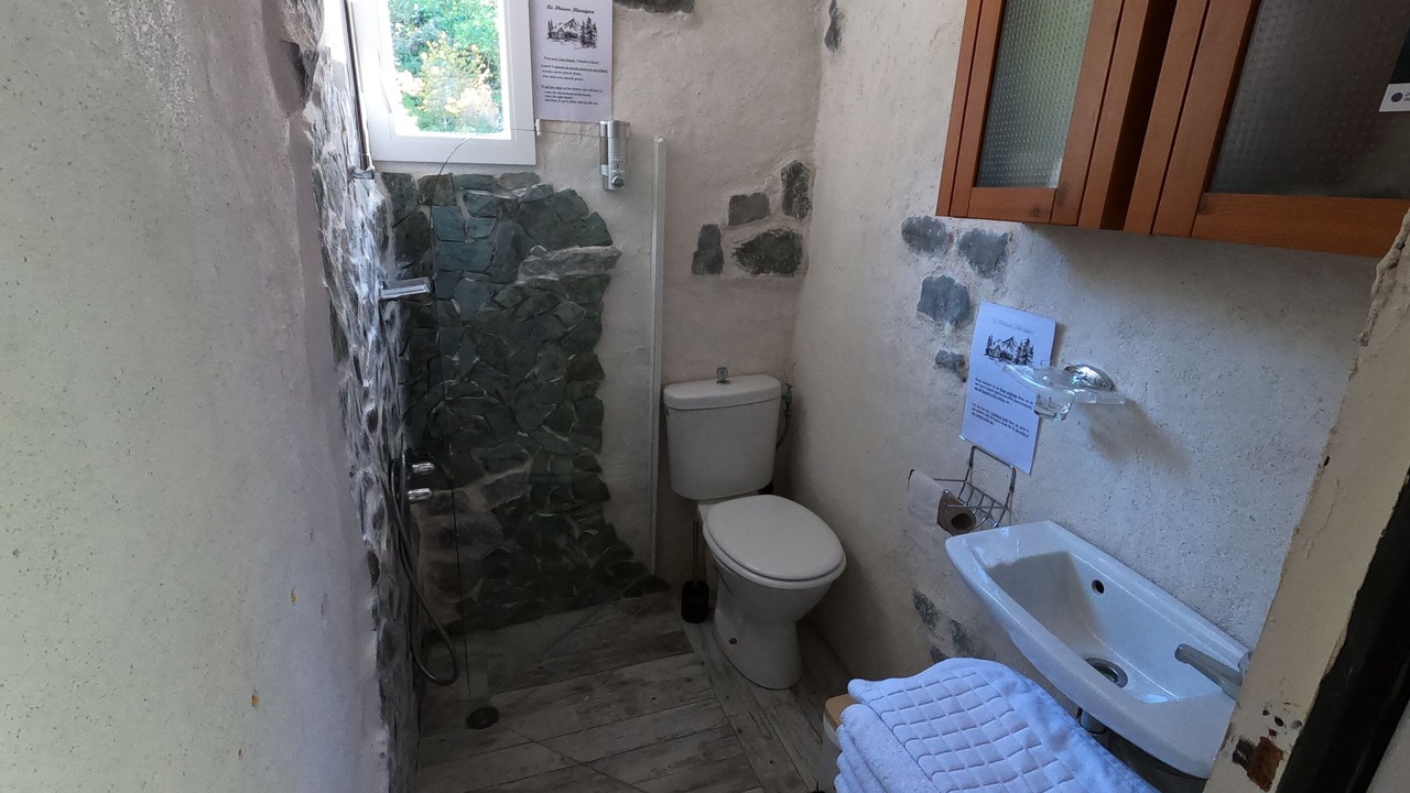 Photo of Bathroom in Roubion