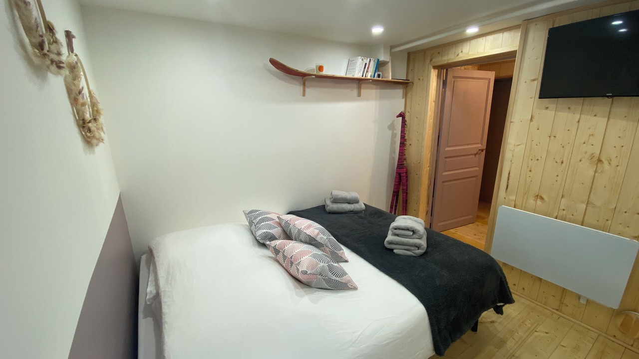 Photo of Bedroom in Albi