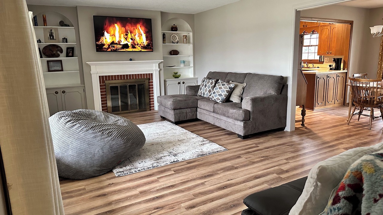 Photo of Livingroom in Knoxville