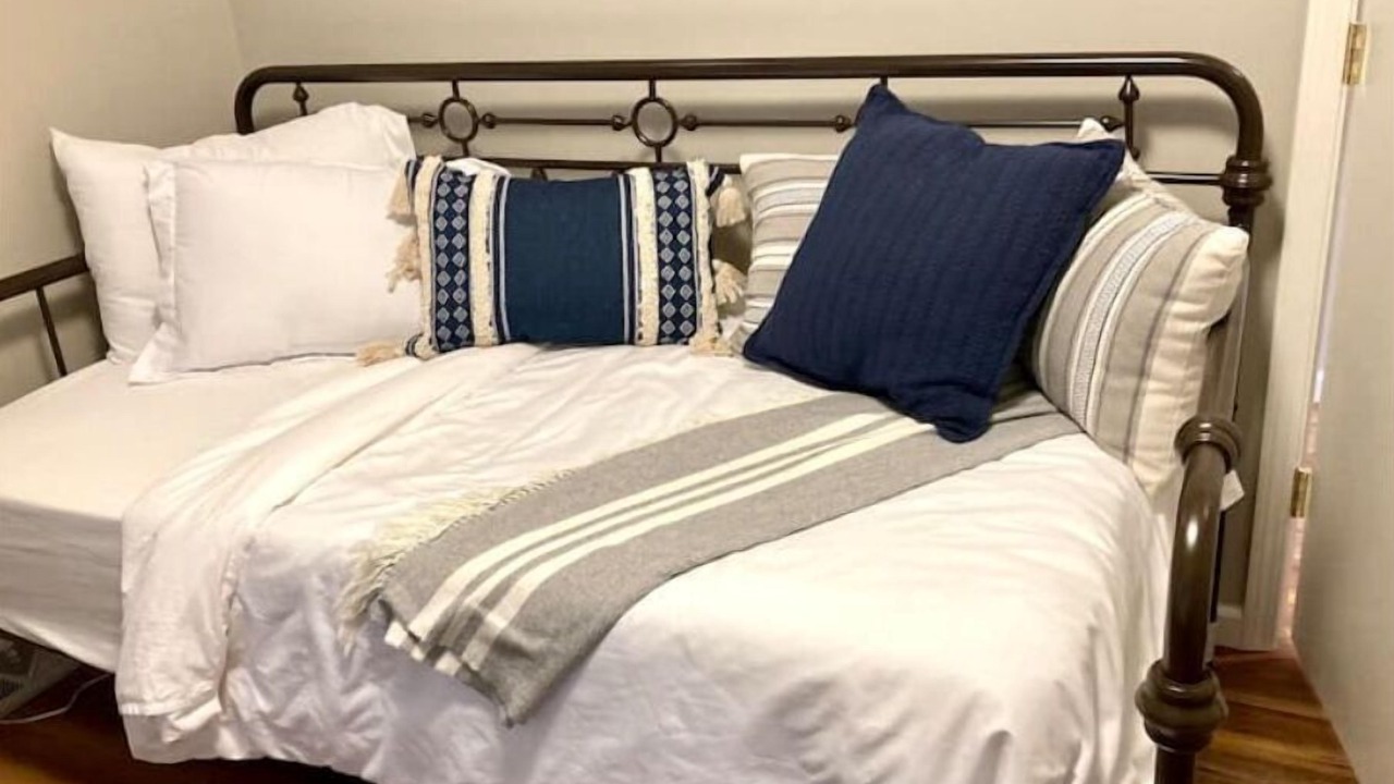 Photo of Bedroom in Kuttawa