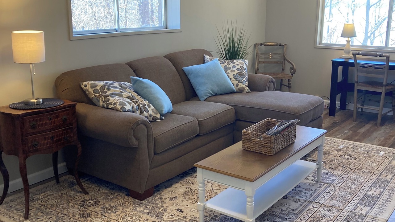 Photo of Livingroom in Kuttawa