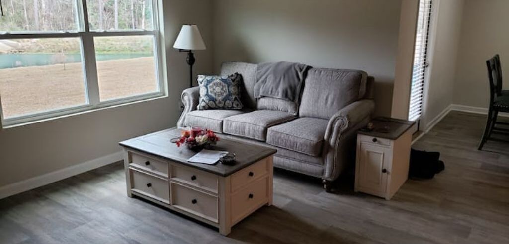 Photo of Livingroom in Foley