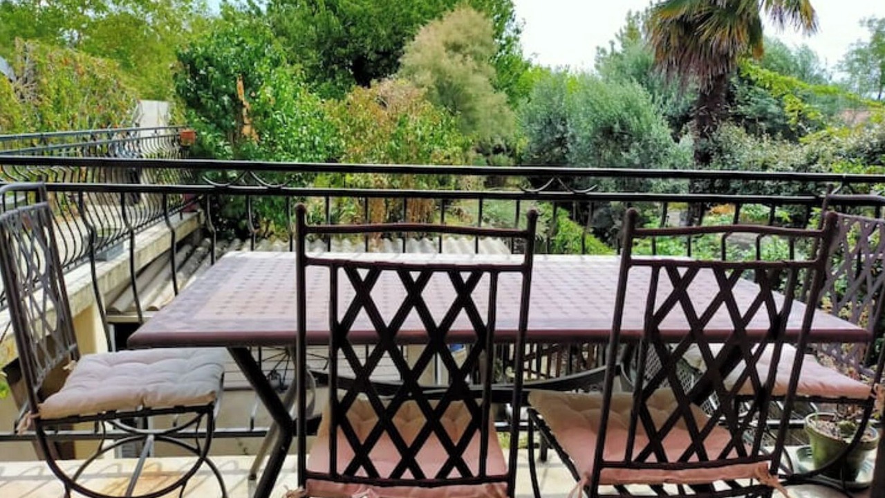 Photo of Outdoor in Arenes Romaines - Saint-Martin-du-Touch