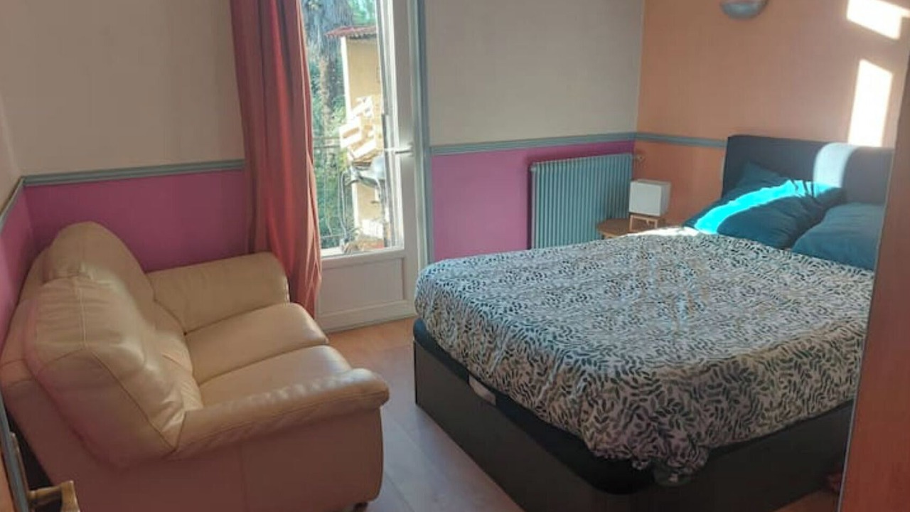 Photo of Bedroom in Arenes Romaines - Saint-Martin-du-Touch