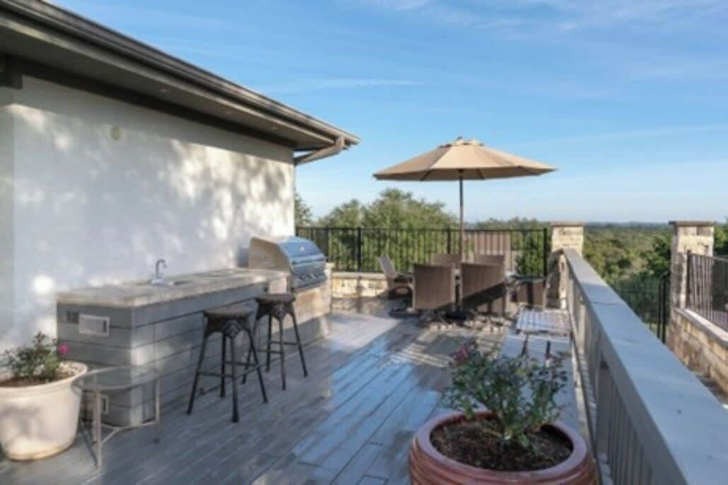 Photo of Outdoor in Cardinal Hills