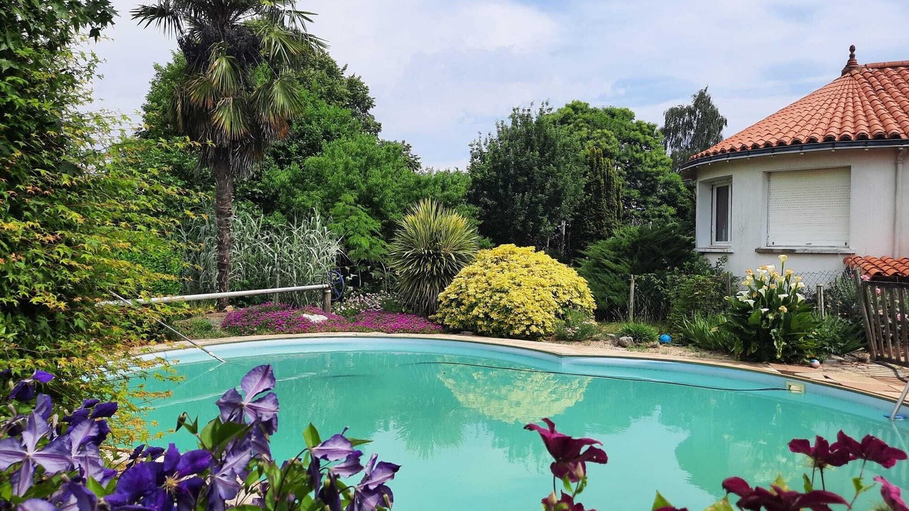 Photo of Outdoor in Saint-Maurice-le-Girard