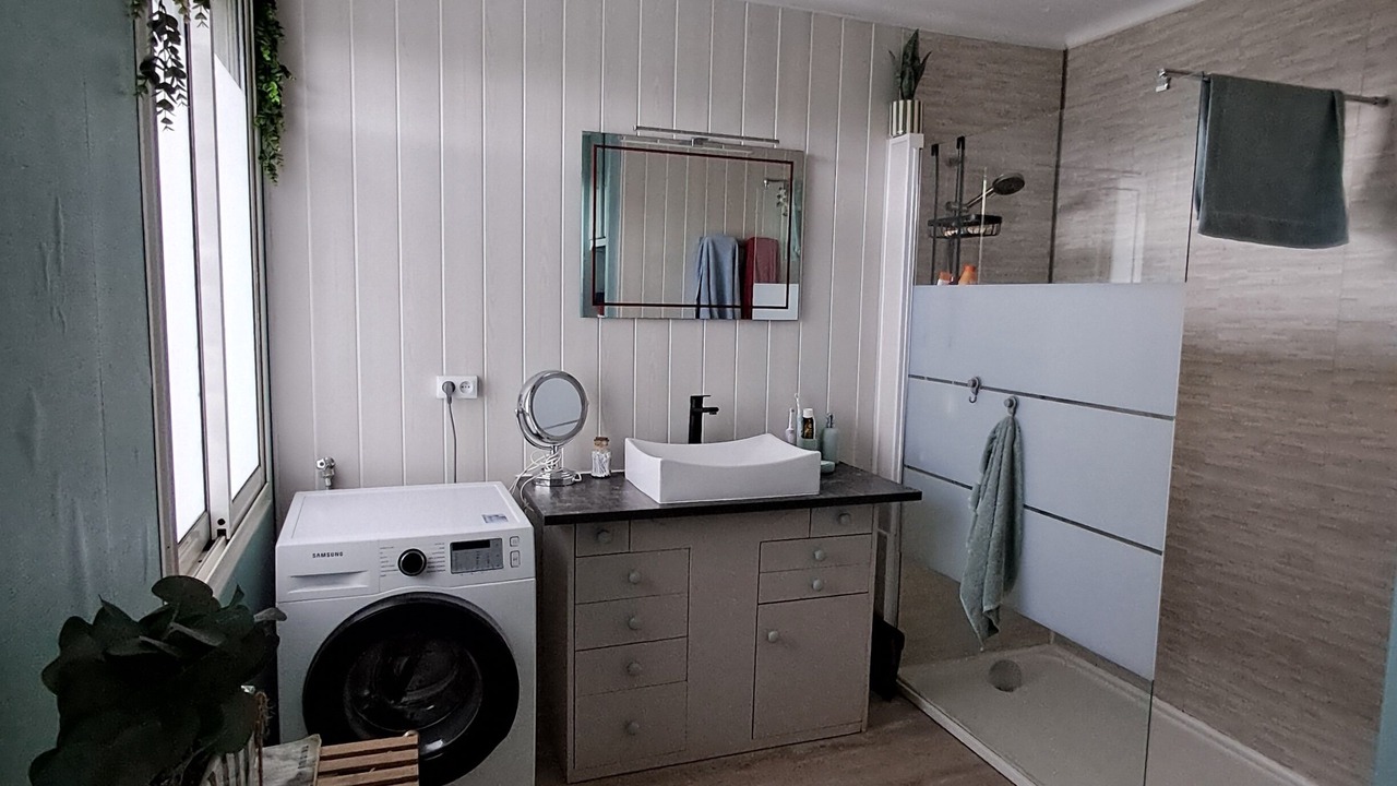 Photo of Bathroom in Saint-Maurice-le-Girard