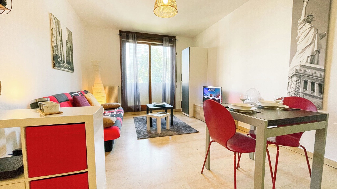 Photo of Livingroom in Secteur 3
