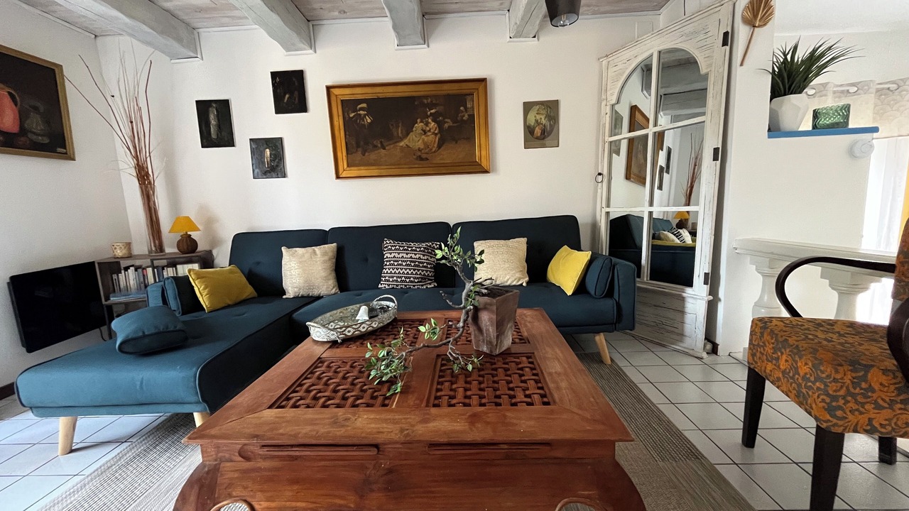 Photo of Livingroom in Talairan