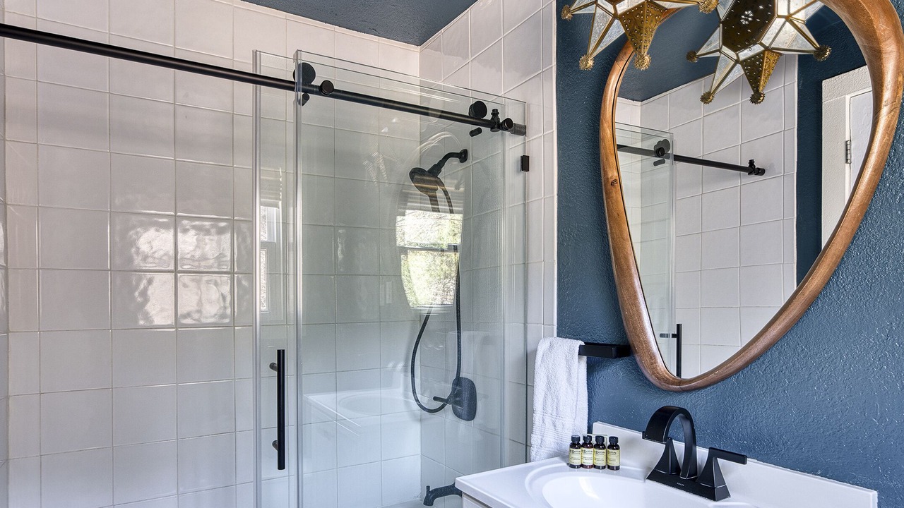 Photo of Bathroom in Tesuque
