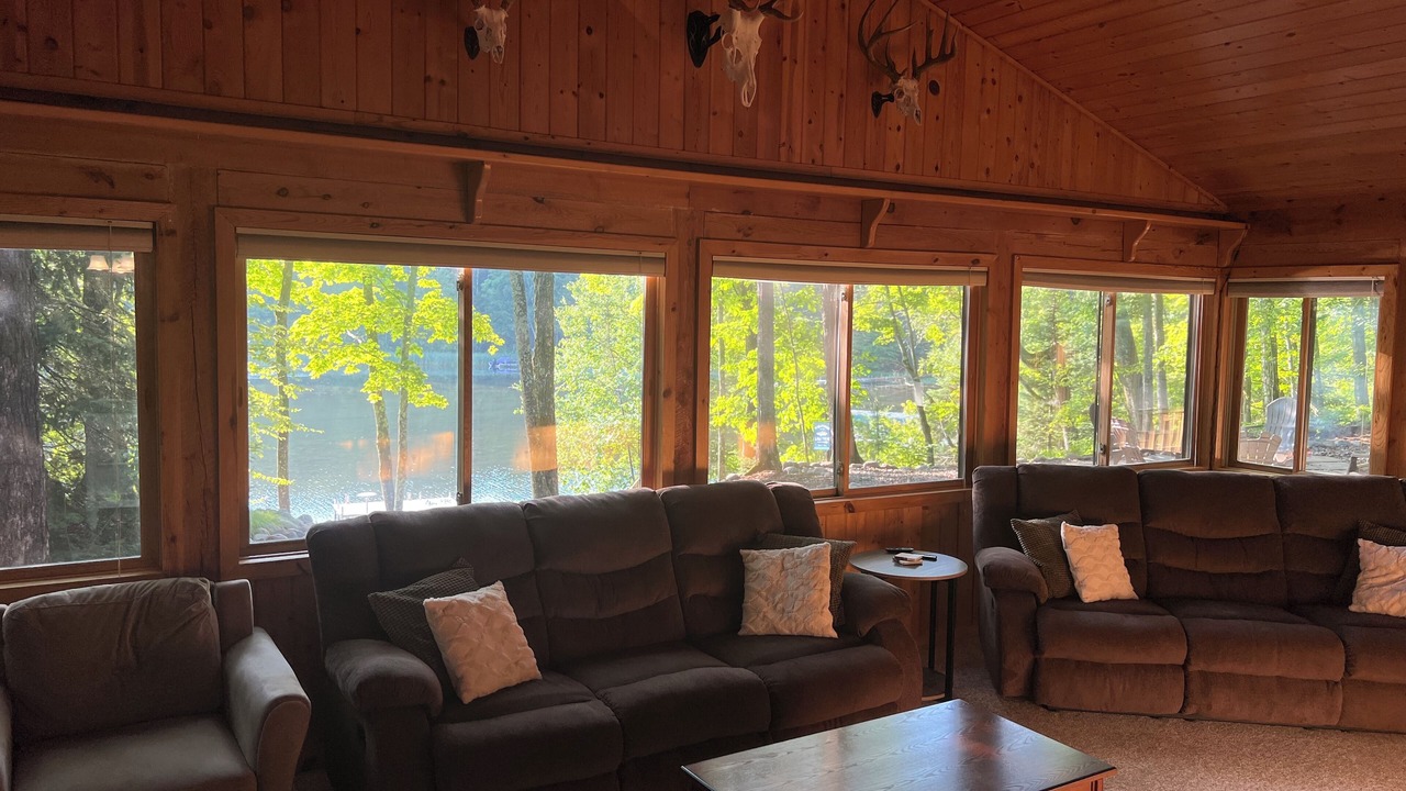 Photo of Livingroom in Vilas County