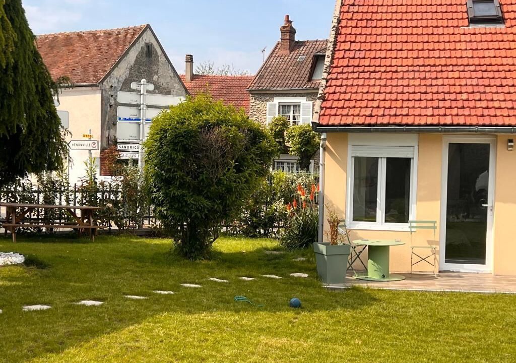 Photo of Outdoor in Amblainville