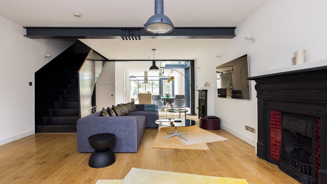 Photo of Others in White City