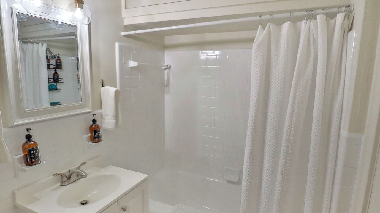 Photo of Bathroom in Main - Military Plaza