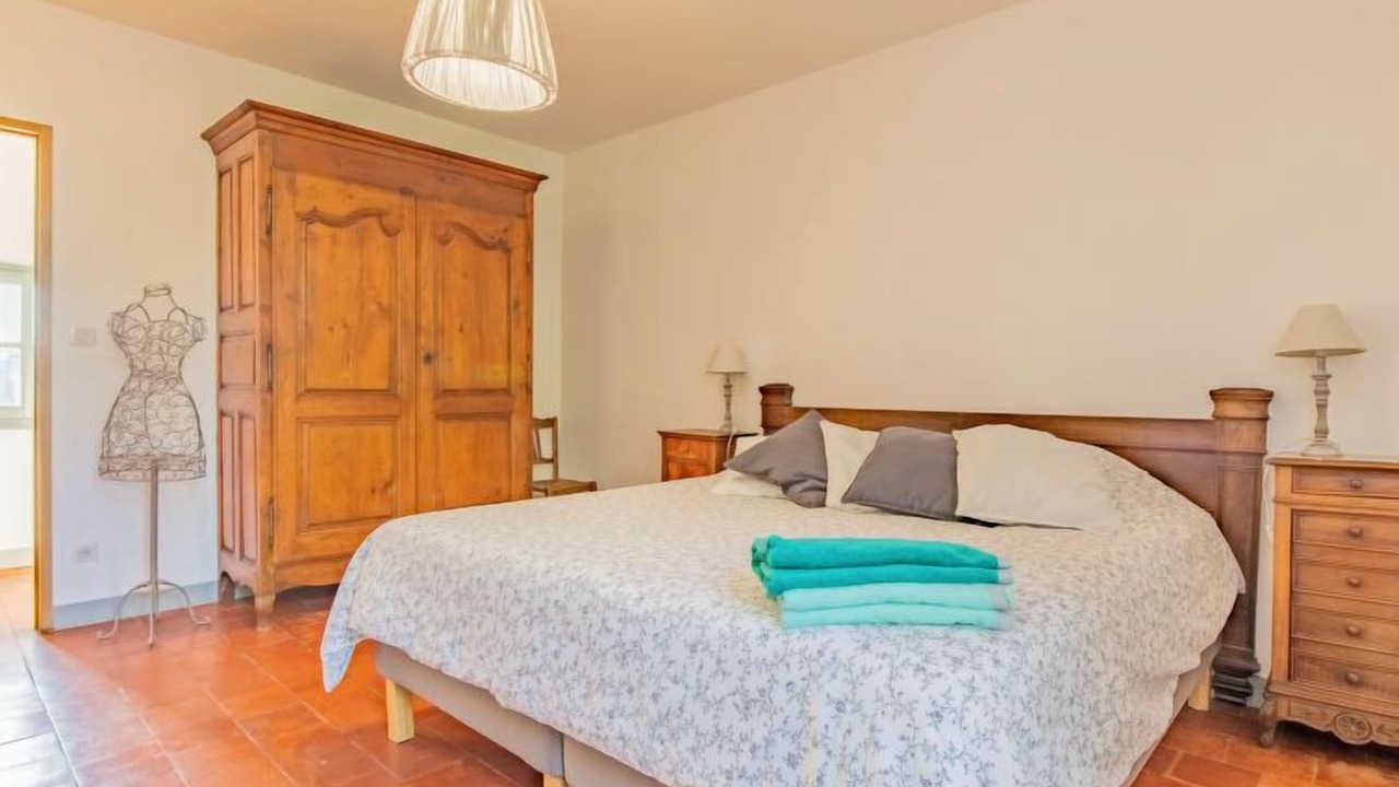 Photo of Others in Pont Royal